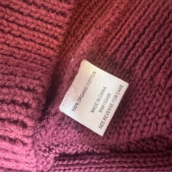 Amour Vert Demiah Organic Cotton Sweater in Zinfandel - Picture 4 of 7